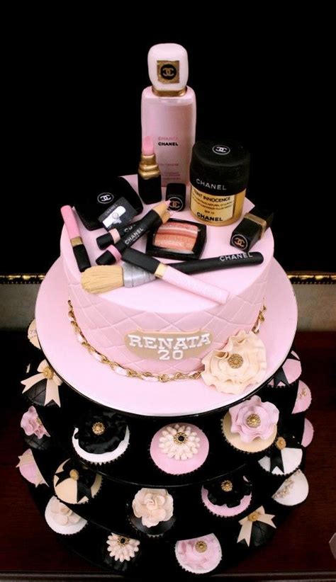 Get inspired by stunning cake flyer designs and easily create your own cake flyer at designcap's free flyer maker! Amazing Makeup Cake Ideas - Page 6 of 21