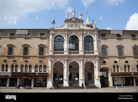 Piazza Dei Signori Vicenza Veneto Italy Stock Photo Alamy