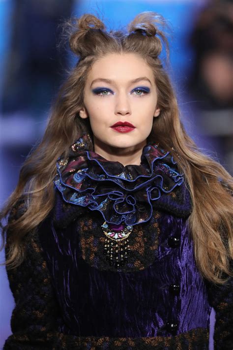 Gigi Hadid Supermodel Runway Walk Anna Sui Fashion Show In Nyc 215