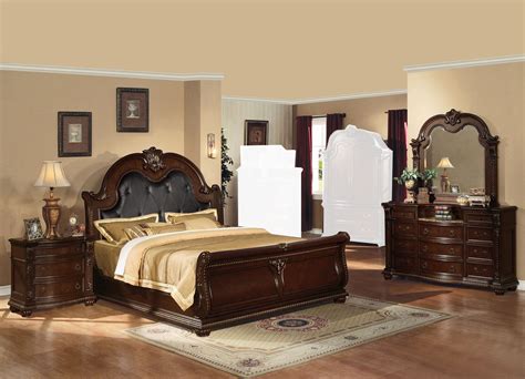 Anondale 4pcs Cherry Cal King Sleigh Bedroom Set