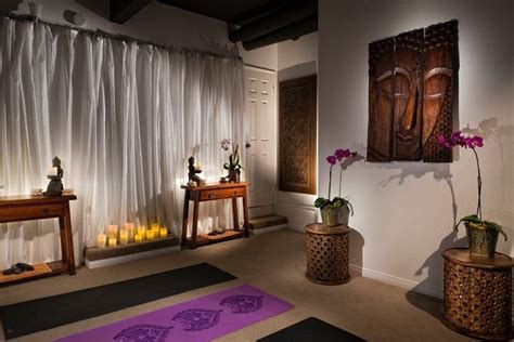 Tranquil Yoga Room Designs That Will Motivate You To Workout
