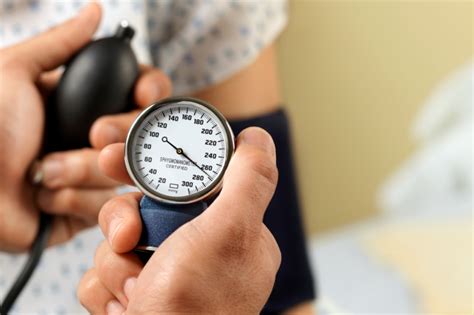 Bei ansonsten gesunden menschen werden im alter auch systolische werte bis 150 mmhg toleriert. Hoher Blutdruck - Office Manager Cover Letter