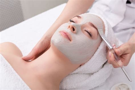 Why Getting A Facial Is More Important Than A Massage Spa Md