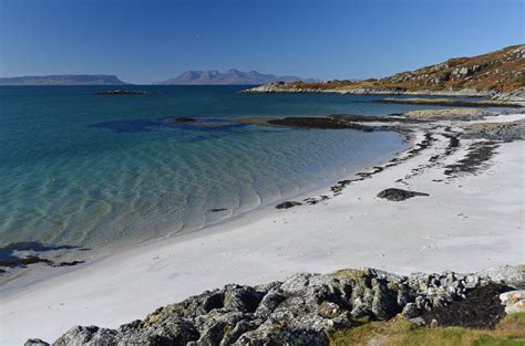 Summer 2019 timelapse of the incoming tide and sunset at arisaig beach. Silver Sands of Morar (Walkhighlands)