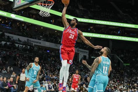 Nba Joel Embiid Scores 32 To Help 76ers Hold Off Hornets Filipino News