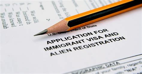 Green card programs will proceed in 2021. President Trump's Non-immigrant Visa & Green Card Executive Order | Moving to America & New York