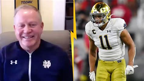 Brian Kelly Talks Notre Dame Players In La La Chargers Youtube