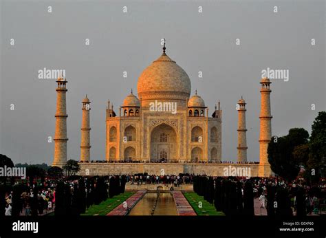 Taj Mahal At Sunset Agra Uttar Pradesh India Stock Photo Alamy