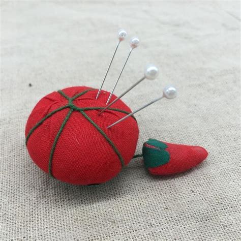 Whose Relative Had One Of These Novelty Cotton Tomatoes For Sewing R