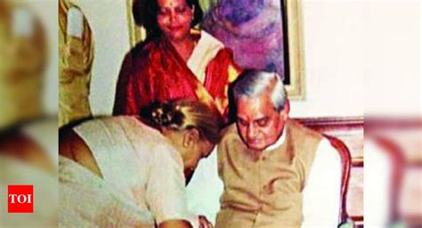 Atal Bihari Vajpayee Doted On His Sister Recall Kin On Raksha Bandhan Agra News Times Of India