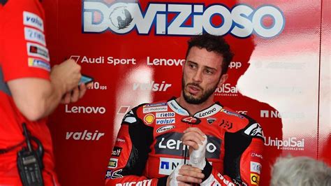 Tim pabrikan asal italia itu. MotoGP 2021: Dovizioso prueba con Aprilia | Marca