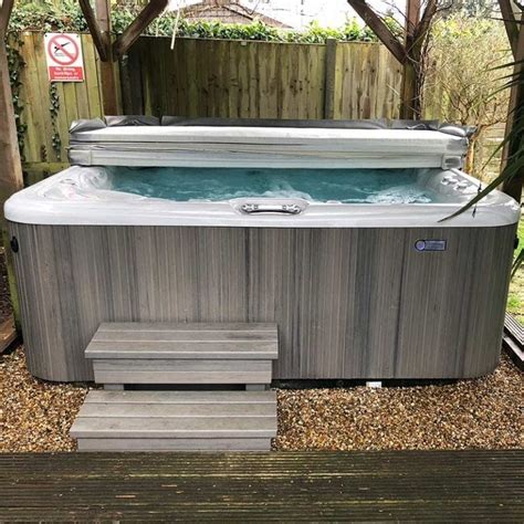 8ft X 8ft Hot Tub Base Installed Under A Hot Spring Hot Tub