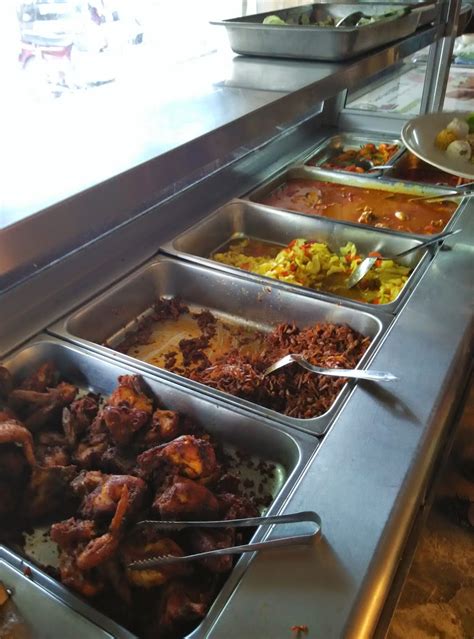 Penang island içinde 184 restoran arasında 3. It's About Food!!: Nasi 7 Benua @ KooBoo Kafe