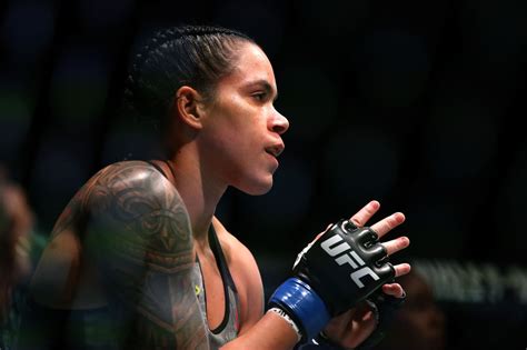 Amanda Nunes Makes History With Win Over Felicia Spencer At Ufc 250