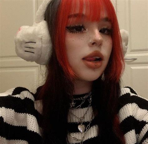 𝙍𝙤𝙩𝙩𝙚𝙣𝙥𝙚𝙖𝙘𝙝𝙘𝙤𝙧𝙥𝙨𝙚 in 2021 edgy girls aesthetic women hair inspo color