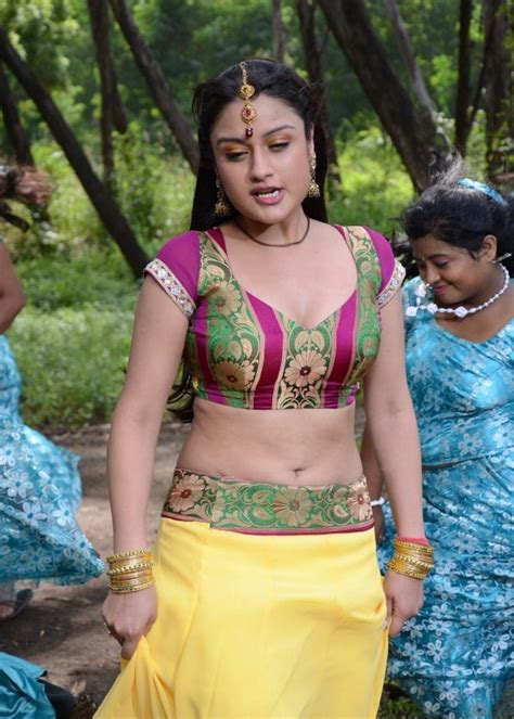 Indian Actress Telugu Tamil Actress Sonia Agarwal Hot Boobs Show In Bikini Low Waist