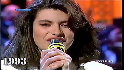 Laura Pausini La Solitudine Highest Note Live 19932016 Youtube