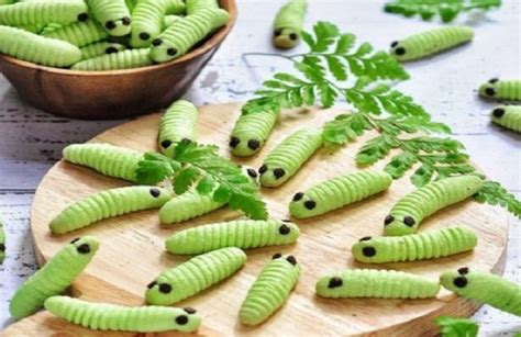 Mendekati lebaran banyak para bunda mencari resep kue kering lebaran dan gambarnya, karena permintaan kue kering lebaran pasti meningkat. √ Kumpulan Resep Kue Kering Lebaran Kekinian dan Cara ...