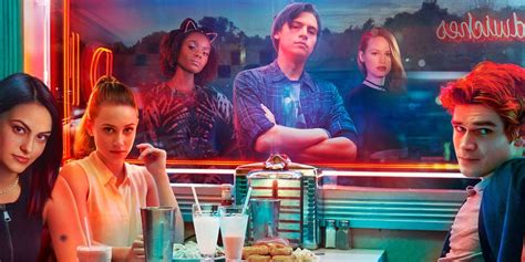 “riverdale” Is Nothing Like The “archie” Comic Books And We’re So Happy About It