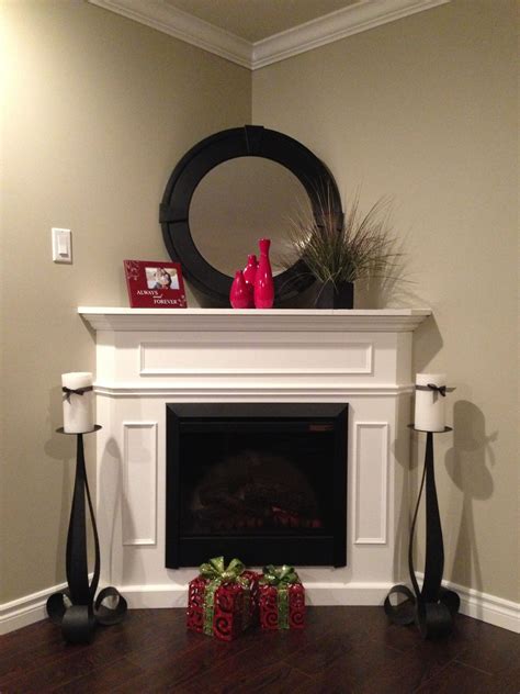 Pin By Lisa Kelly On For The Home Corner Fireplace Decor Corner