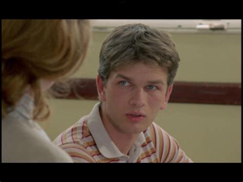 Wild Reeds (1994)