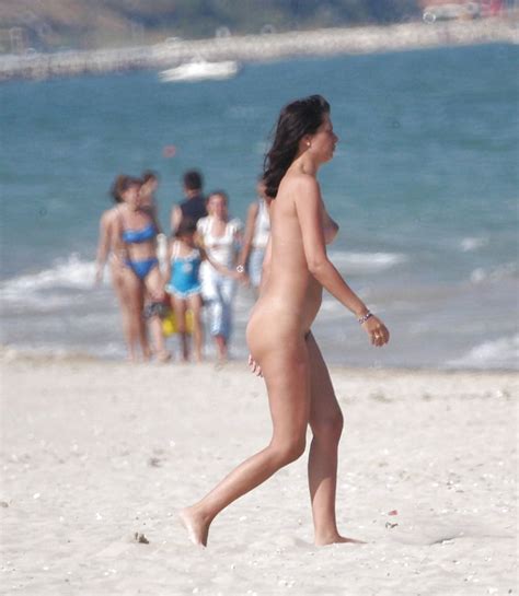 Crazy Woman Only One Nude At Beach Porn Pictures