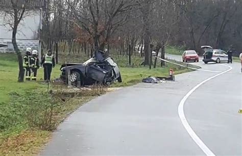 Grozljiva Nesre A Umrla Mlada Voznica Od Avta Ni Ostalo Ni Video Slovenske Novice
