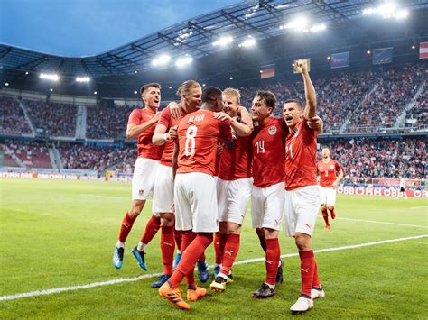 The austria national football team represents austria in men's international football competition and it is controlled by the austrian footb. Österreich gewinnt Testmatch gegen Weltmeister Deutschland ...