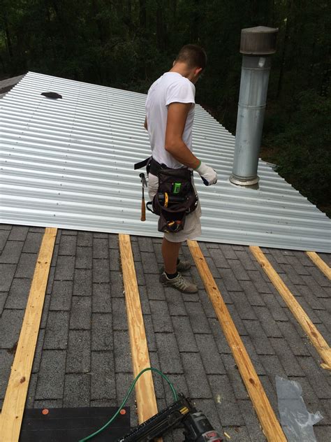 How To Install A Metal Roof Over A Shingle Roof 2022