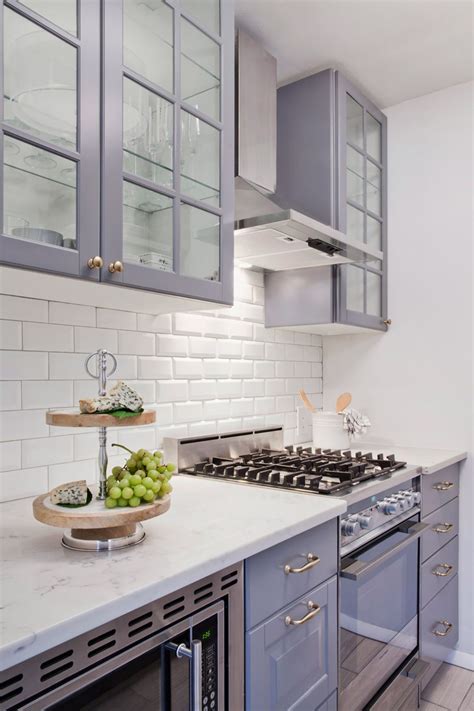 There are a few things to consider when you're in the market for upgrading your cabinets. 41+ Most Popular Two Tone Kitchen Cabinets for 2019 (con ...