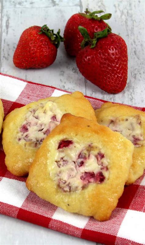 I wanted the best keto pound cake recipe that could pass for the real thing and that it was also easy to make. Keto Breakfast - BEST Low Carb Keto Strawberry Cream Cheese Danish Recipe - Easy - Breakfast ...