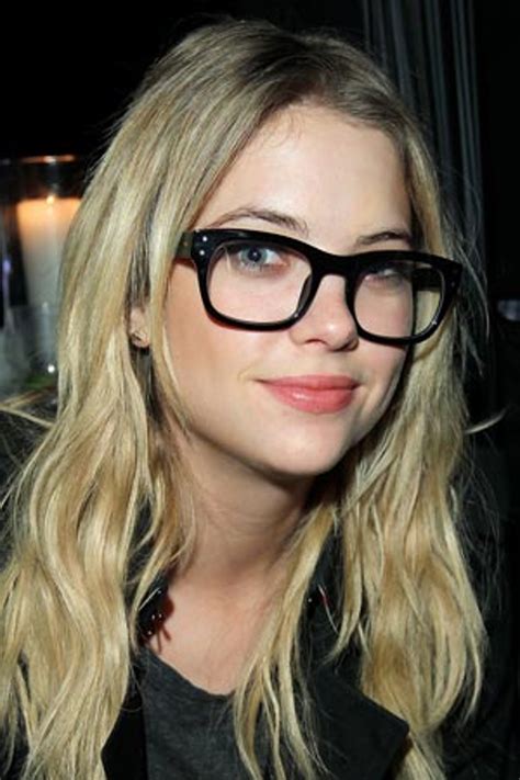 Six Makeup Ideas To Steal From Glasses Wearing Celebrities Teen Vogue