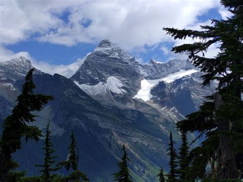 9 Best Hikes In Glacier National Park Bc Trailhead Traveler