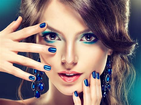 Download Wallpaper For 720x1280 Resolution Makeup Fashion Girl Blue
