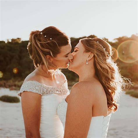 Blog Karen And Taryn 💘 These Two Lovers Didnt Just Have A Beautiful Beach Wedding Day They