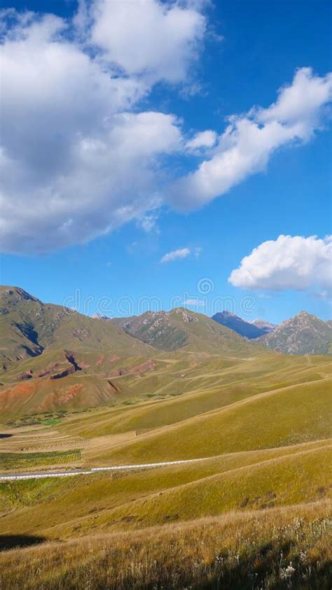 Beautiful Nature Landscape Veiw Of The Qilian Mountain Scenic Area