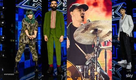 Capelli di un colore tra l'azzurro e il verde, la 16enne casadilego arriva a x factor 2020 con una chitarra tra le mani e tanta timidezza e semplicità, nella puntata d'esordio di giovedì 17 settembre su. X Factor 2020: Blind, Casadilego, Little Pieces of ...