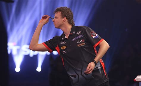 The 28th edition of the pdc world darts championship will be held from december 2020 through january 2021, naturally at the alexandra palace in london. Loting BDO WK - Nederlandse Darts Bond
