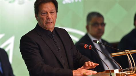 Pakistan Pm Imran Khan Ousted After Losing No Confidence Vote In Parliament