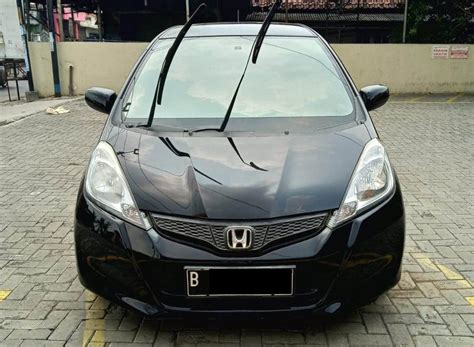 But remember that jazz fits so much more than just belongings. Honda Jazz s AT 2012 Black (DP mini) - MobilBekas.com
