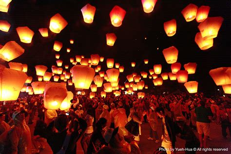 Pingxi Sky Lantern Festival 2010 Taipei County │ March 06 Flickr