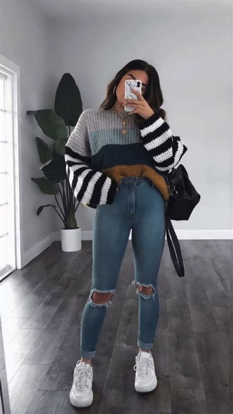 30 Cute Back To School Outfits Were Obsessing Over Trendy Fall