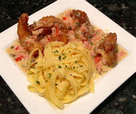 You can toss the pasta into the skillet with the shrimp or serve right over top of the pasta. Shrimp scampi with a garlic white wine tomato sauce ...