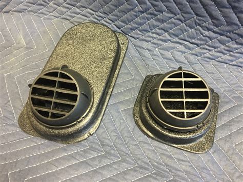 2.please understand because of the light irradiation or computer display difference, so i can't guarantee photos and real color is 100% the same. Fresh Air Vent Covers-5760F100VC