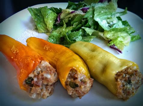 Stuffed Cubanelle Peppers Non Foodie Foodie