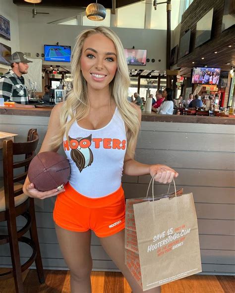 Pin On Lovely Hooters