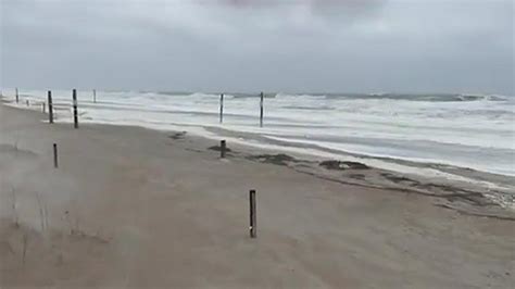 Water closed to public in Fernandina Beach due to dangerous rip