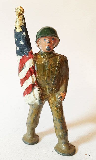 Vintage Barclay Lead Soldier Carrying American Flag Toy Soldiers