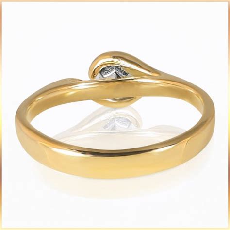 Bypass Solitaire Engagement Ring In 18k Yellow Gold Me Jewellers