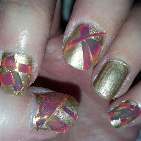 Do little things for yourself that won't just prepare you for the week ahead but will have you looking forward to it. Foil nail manicure. Simple, do it yourself! | Nail manicure, Diy nail designs, Nails